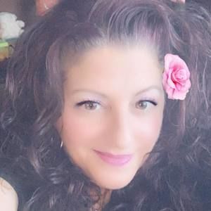 Meet your Posher, Traci